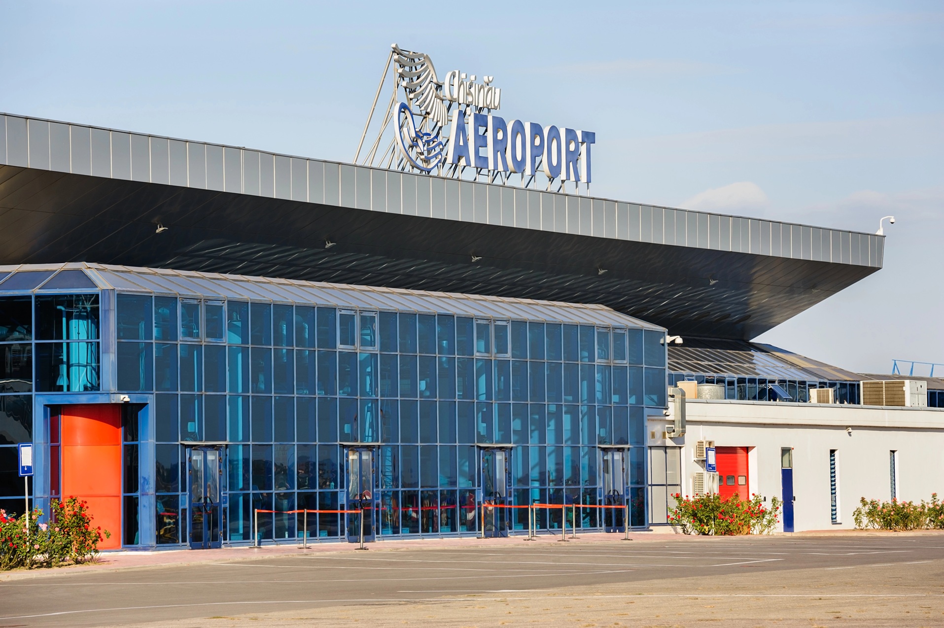 flights chisinau