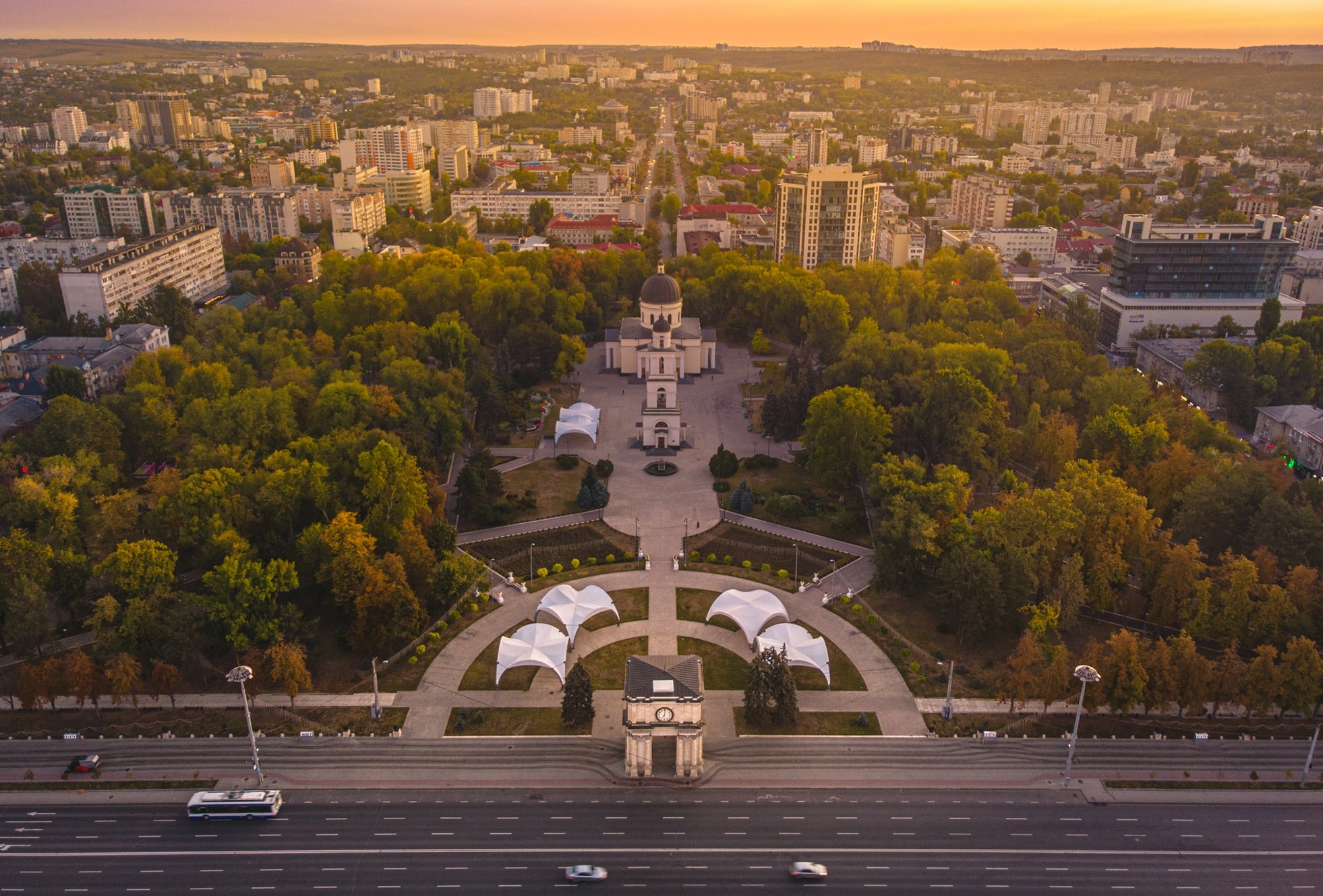 Travel guides Moldova